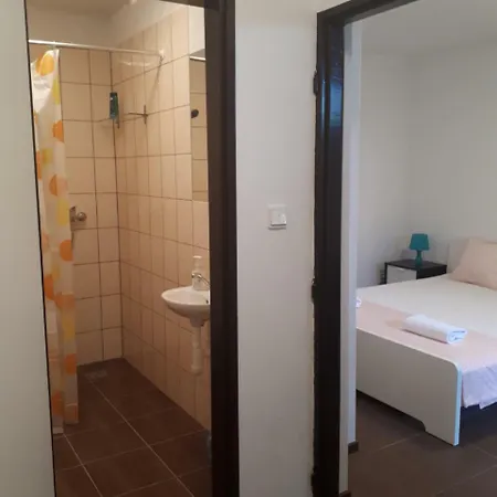 - Súkromie V Meste Apartamento